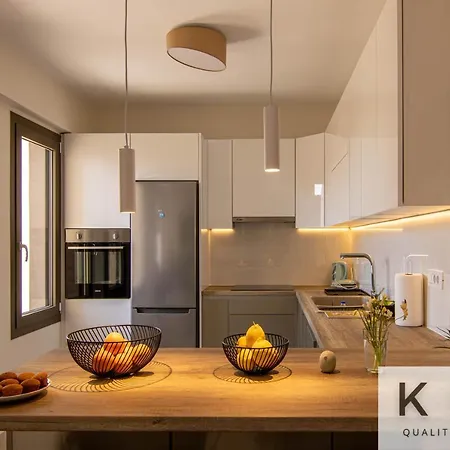 Platea Complex, Assos 2 Bed Apartment, Ammes 1 Bed Apartment, Aenos Open Plan Studio! Apartment *