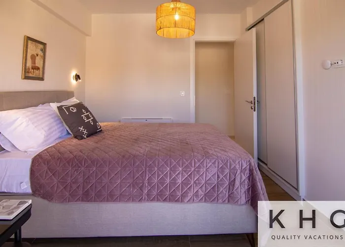 Platea Complex, Ammes 1 Bed Apartment, Aenos Open Plan Studio! דירה ארגוסטולי